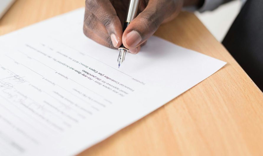 Réussir la dissolution d’une entreprise en respectant les annonces légales et les étapes clés