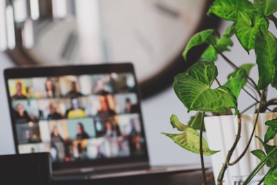 Formation management télétravail : erreurs éthiques en équipe hybride